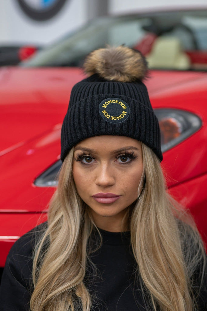 monde d'or bobble hat