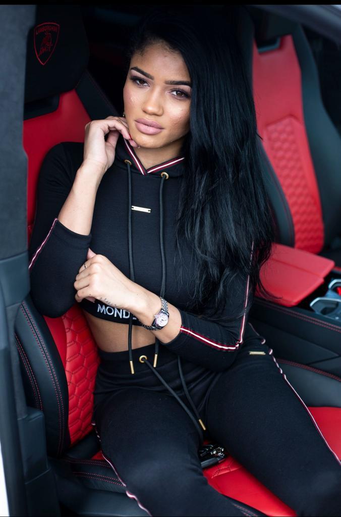 Cannes Urban Street Black Cropped Hoodie - Monde D'or