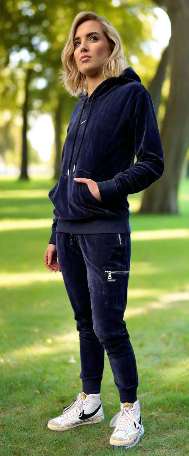 Gold Velour Tracksuit: Cozy Short Zipper Hoodie & Elastic Waist Pants